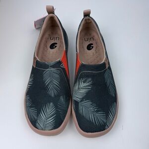 NWT UIN MEN’s Comfort Shoes/Follow Your Freedom/US7.5